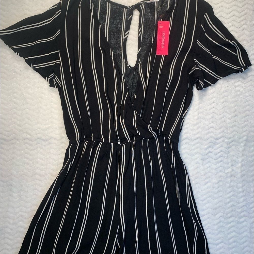Xhilaration women’s romper NWT size medium